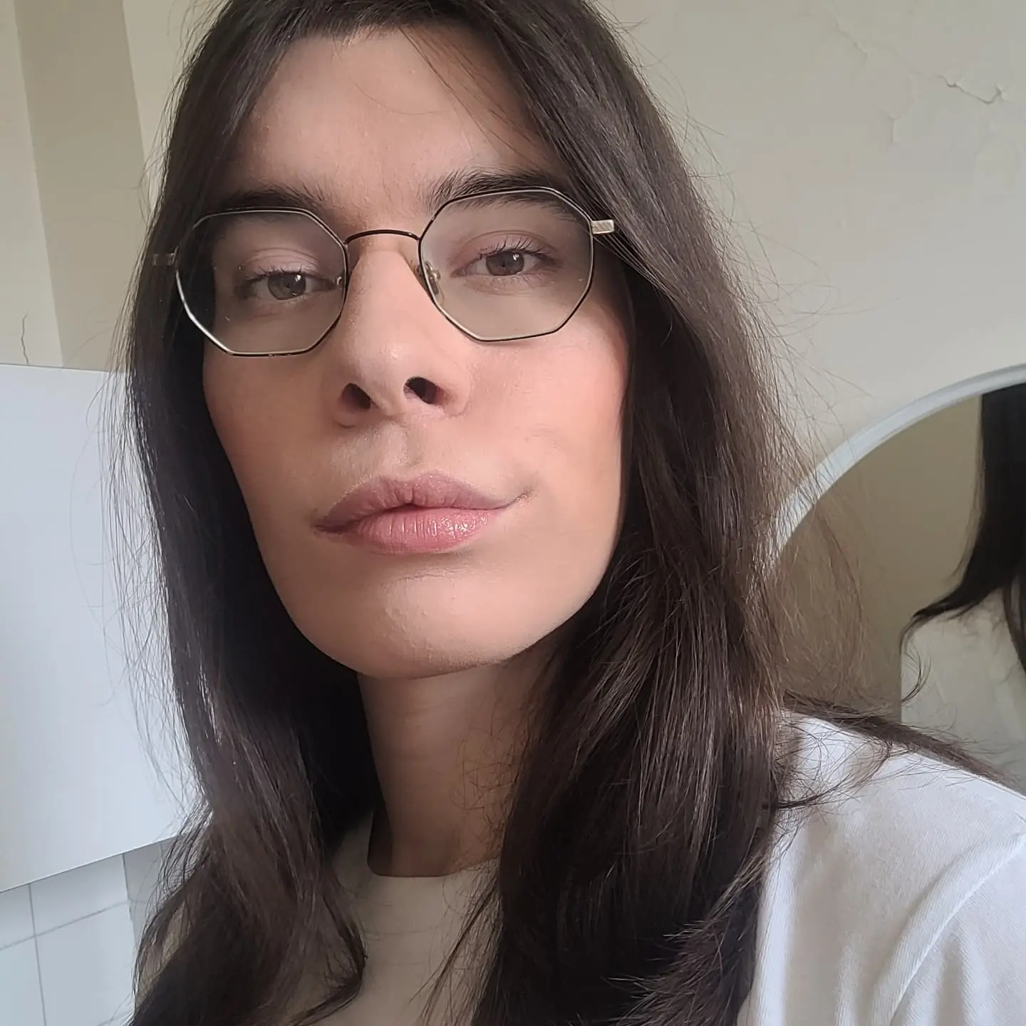 Élian — Trans masculin, regard franc et fièvre douce - Image 5